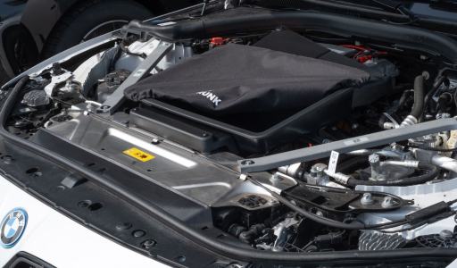 BMW i4 FRUNK – Designed for efficiency and everyday use