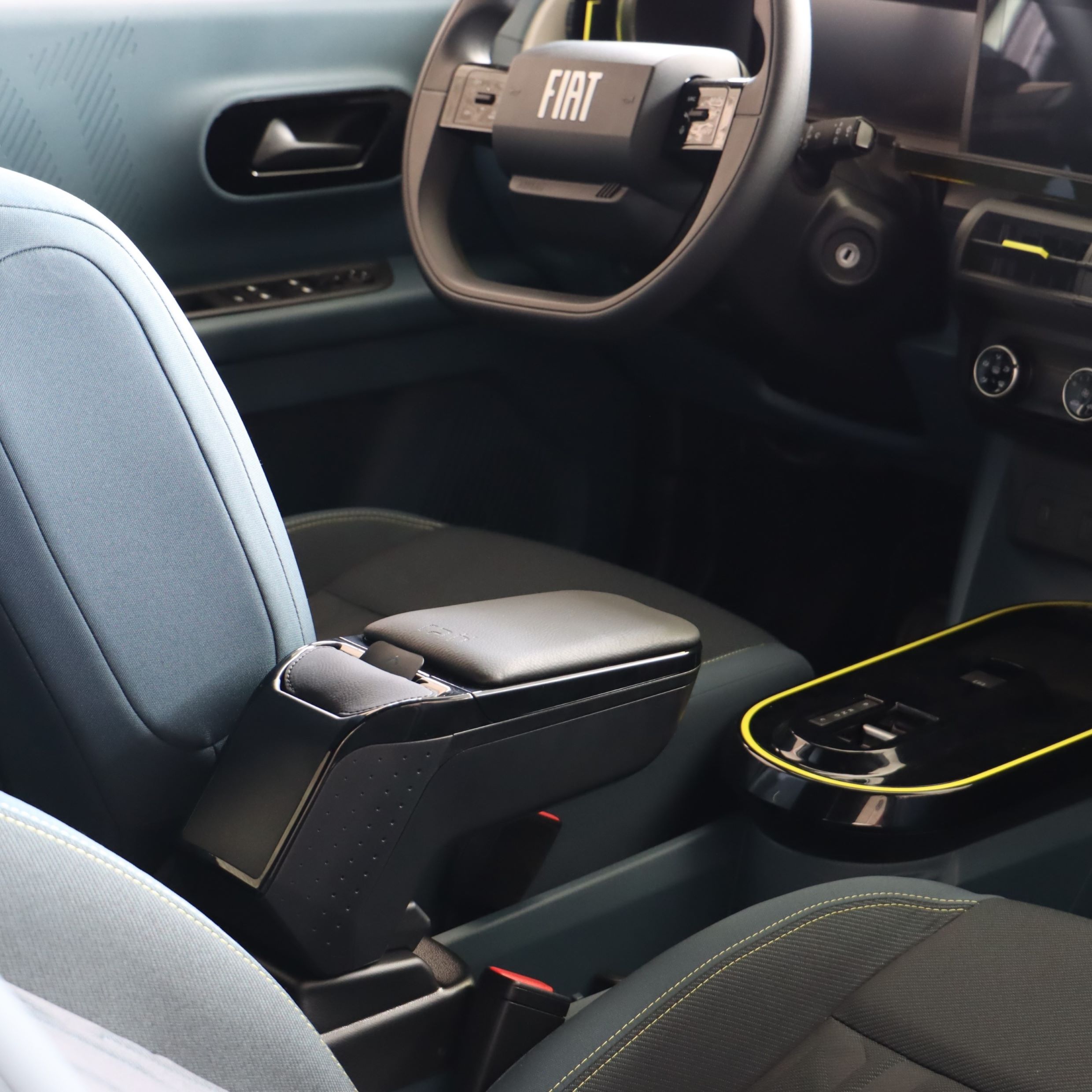 Armster 3 with glossy design part Image