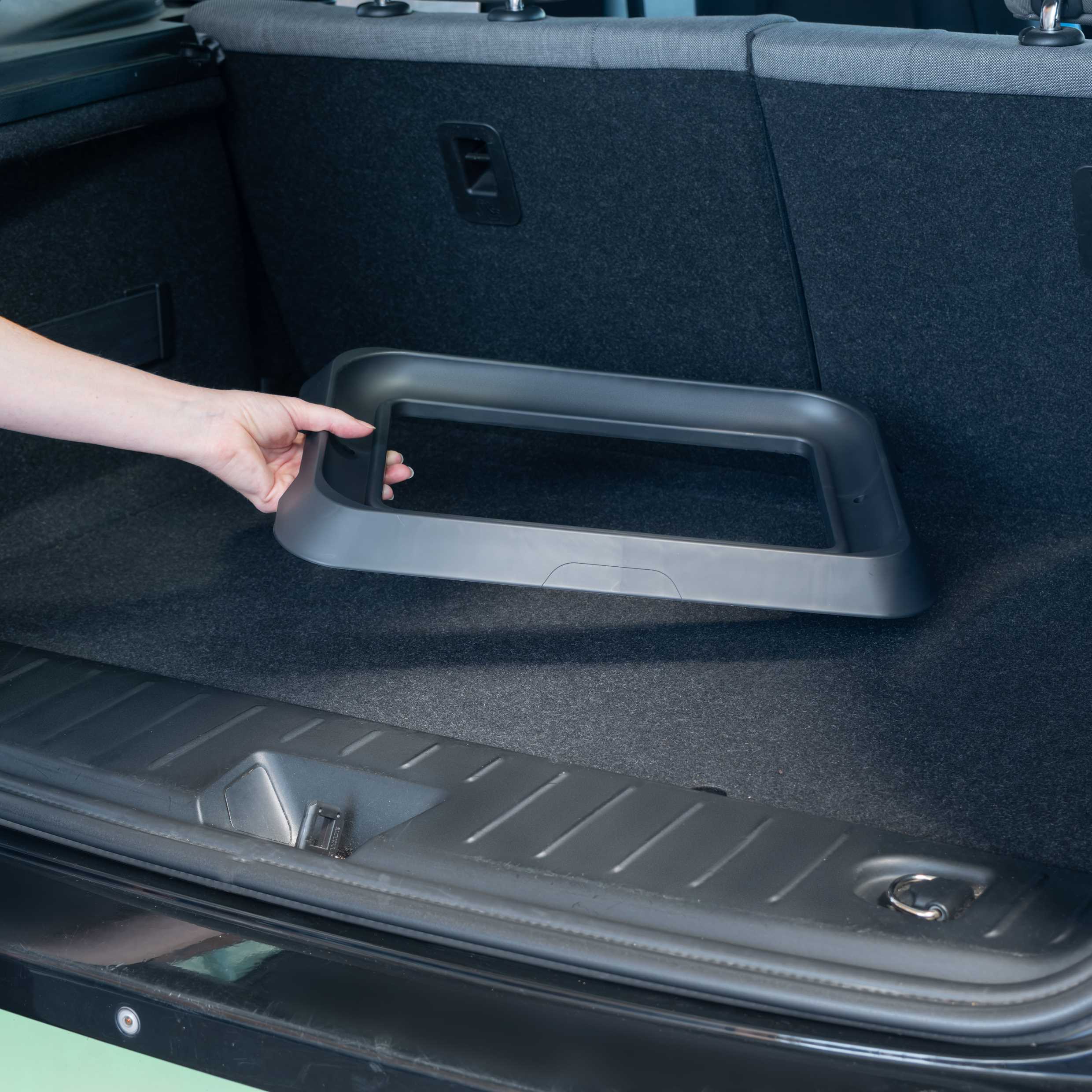 Drop & go. Place it anywhere. Image
